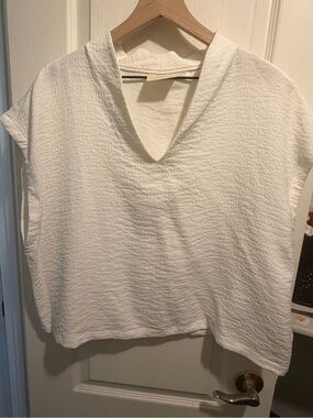 Anthropologie Maeve Textured Cream V-Neck Boxy blouse XL